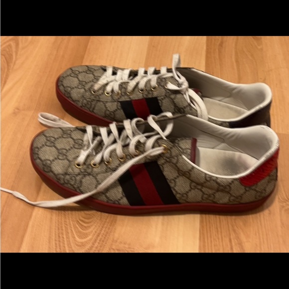 GUCCI SUPREME SHOES , used and damaged with no box but still in good condition - Picture 3 of 4